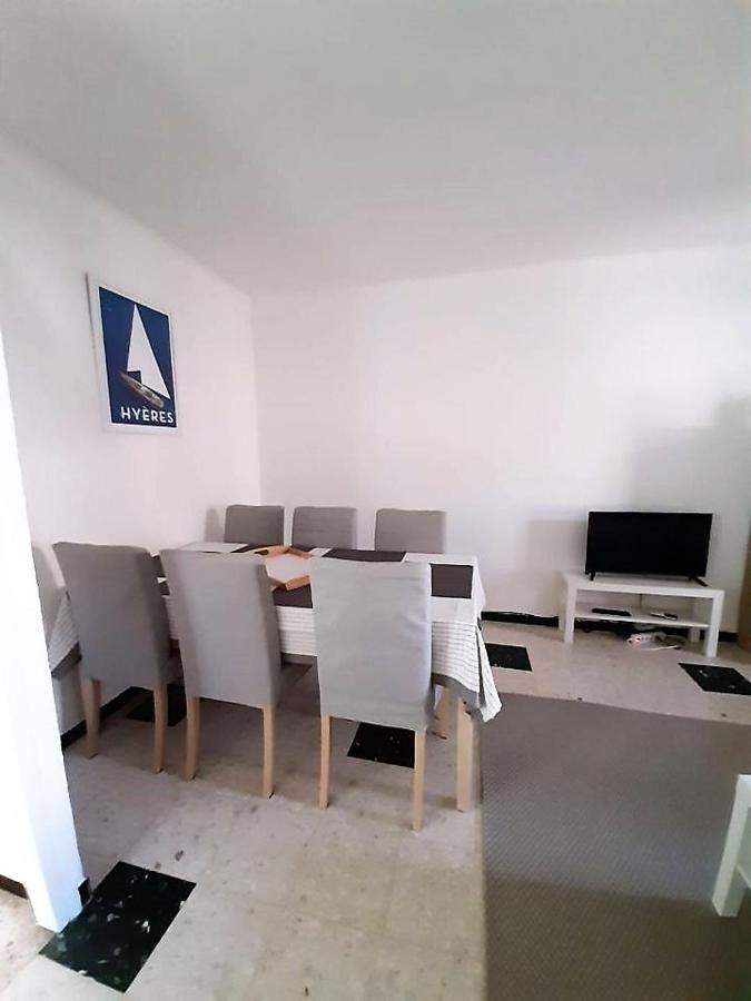 Beaux Appartements 3 Pieces Avec Espaces Exterieurs Et Parking - Proche Plage Hyeres Exterior photo