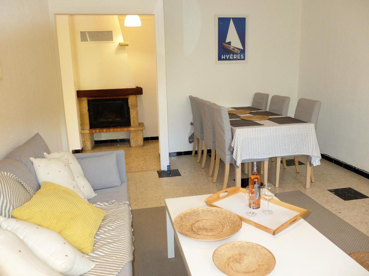 Beaux Appartements 3 Pieces Avec Espaces Exterieurs Et Parking - Proche Plage Hyeres Exterior photo