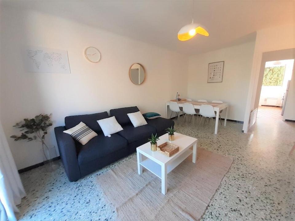 Beaux Appartements 3 Pieces Avec Espaces Exterieurs Et Parking - Proche Plage Hyeres Exterior photo