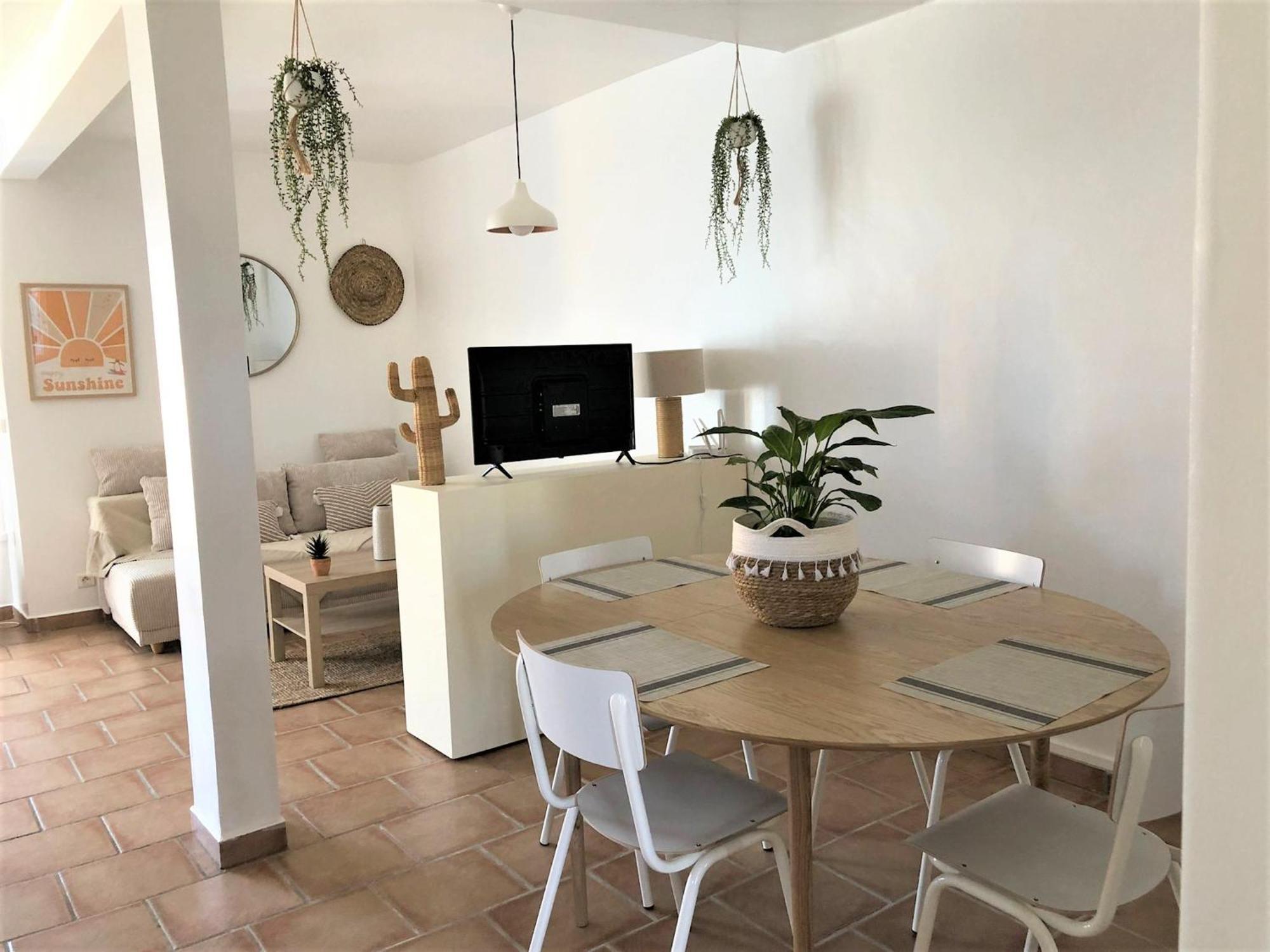 Beaux Appartements 3 Pieces Avec Espaces Exterieurs Et Parking - Proche Plage Hyeres Exterior photo